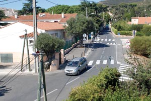 04-sens-unique-mugel.jpg